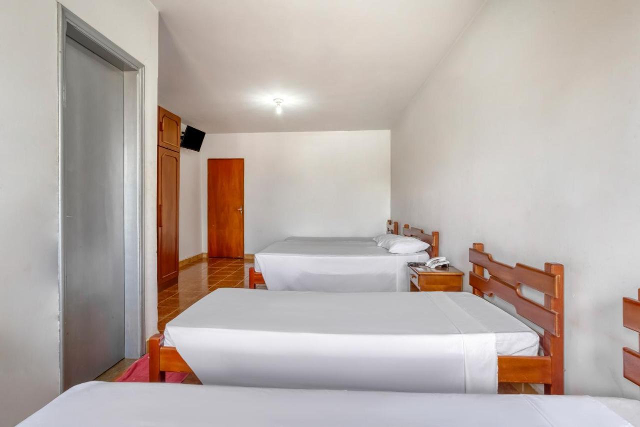 Hotel Aguia Morrinhos (Goias) Bagian luar foto